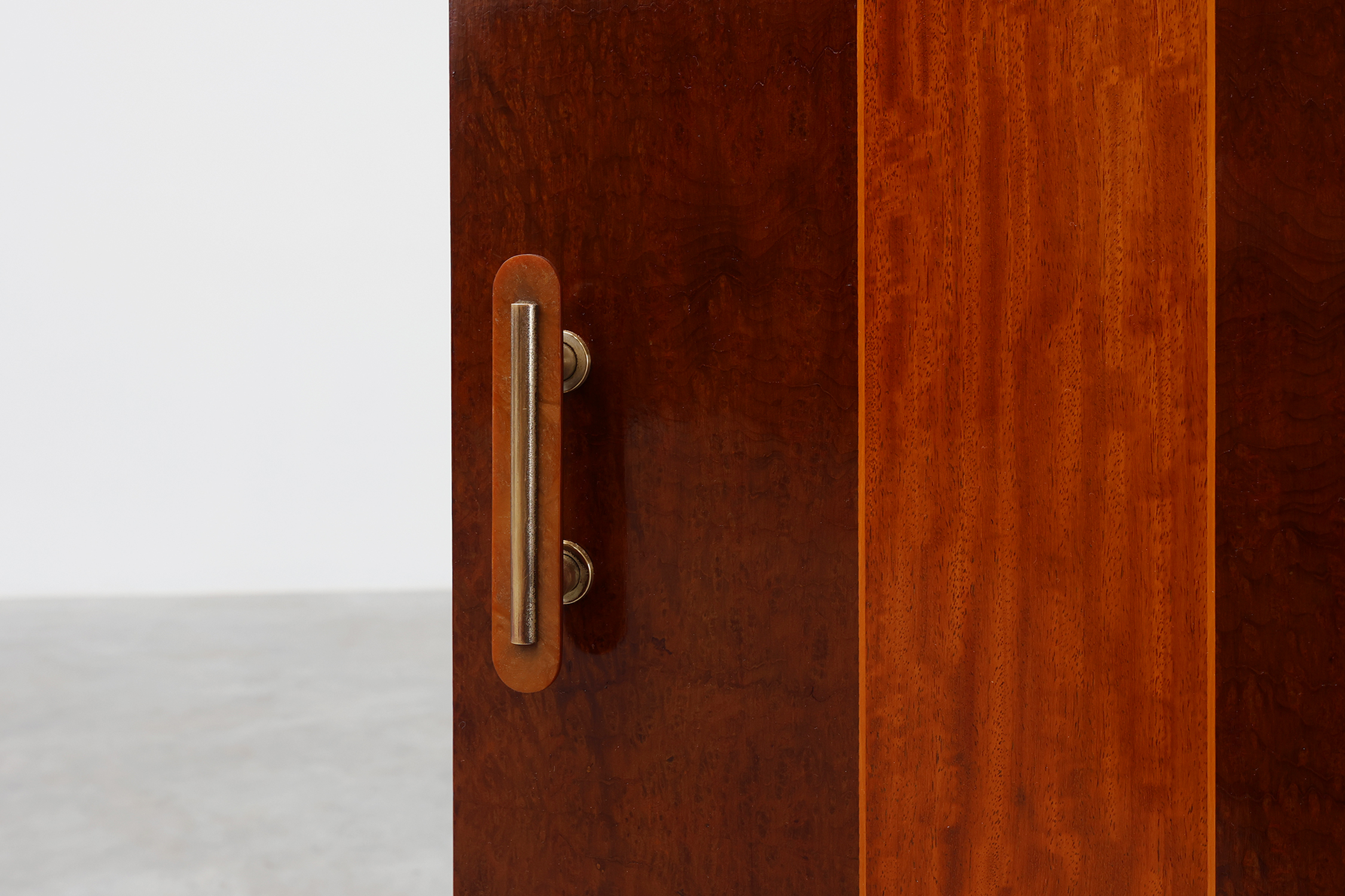 Unique Art Deco cabinet with veneer wood inlay, France 1920sthumbnail